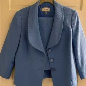Le Suit Sky Blue Textured Shawl-Collar Blazer and skirt